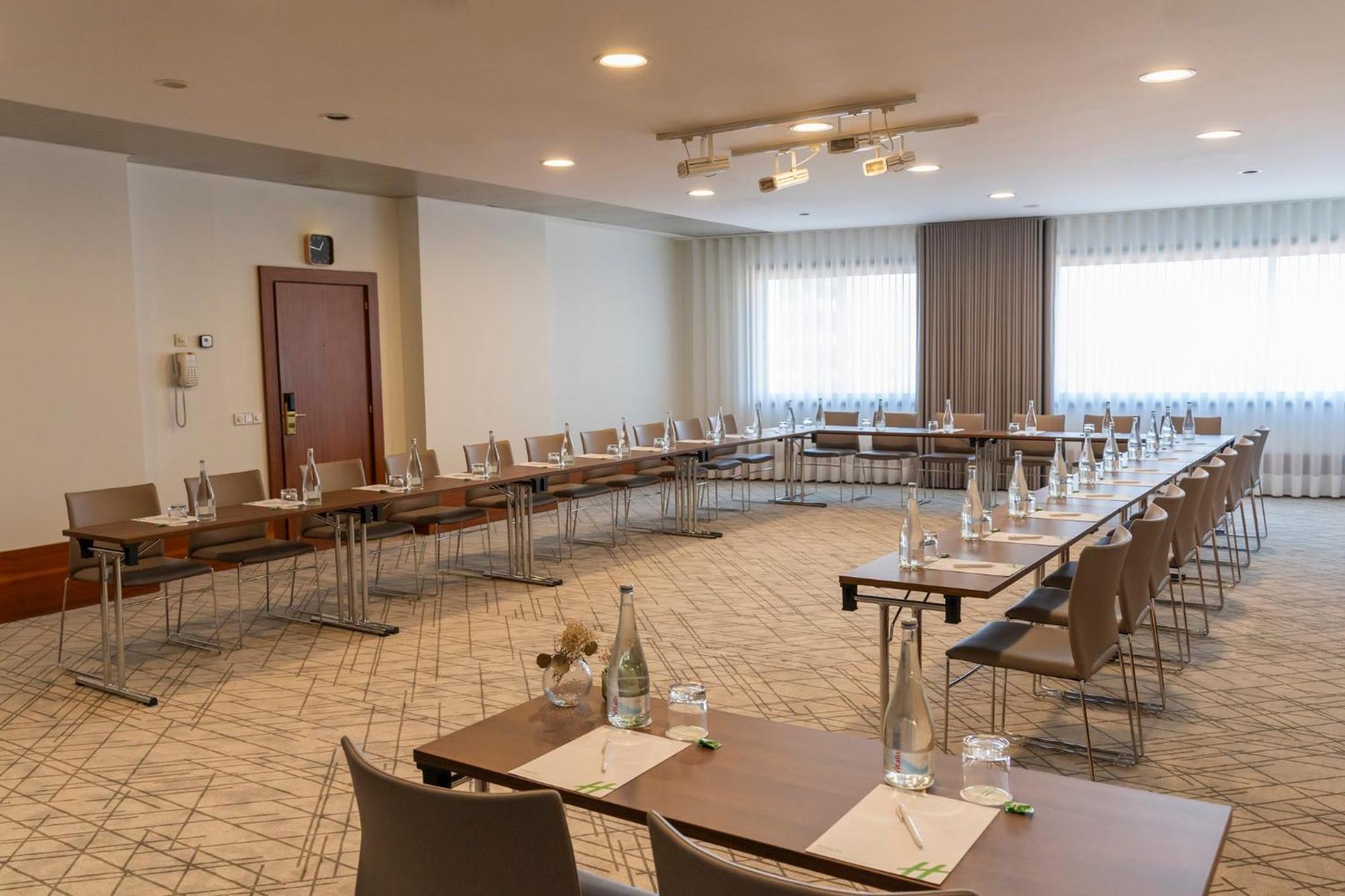 Holiday Inn Porto Gaia By Ihg Vila Nova de Gaia Exterior foto